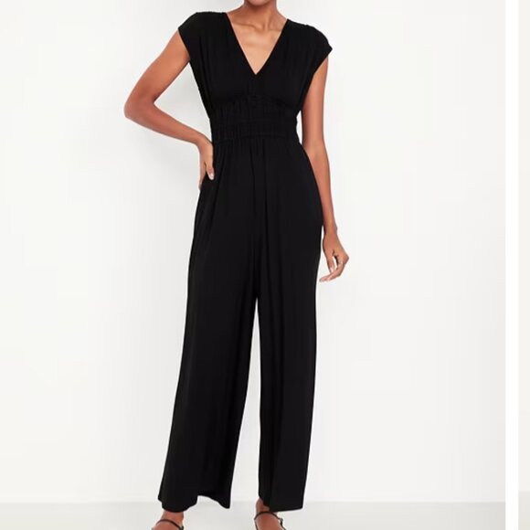 Old Navy Black Waist-Defined Wide-Leg Jumpsuit M - Picture 1 of 10